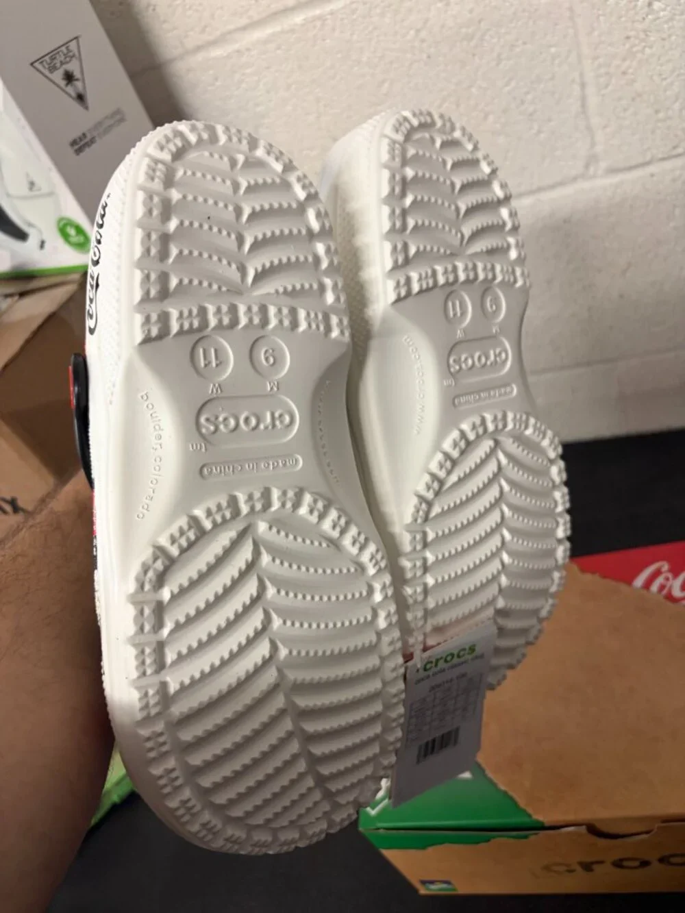 Crocs Coca Cola CLassic Clog White 209314-100 Size Men 9 poler bear